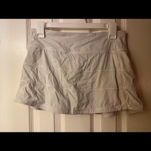 Lulu skort